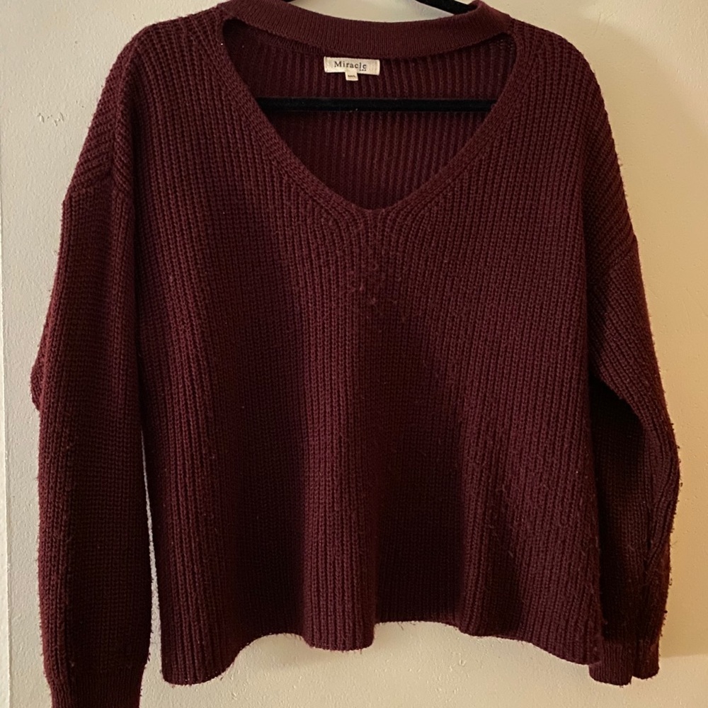 Maroon sweater